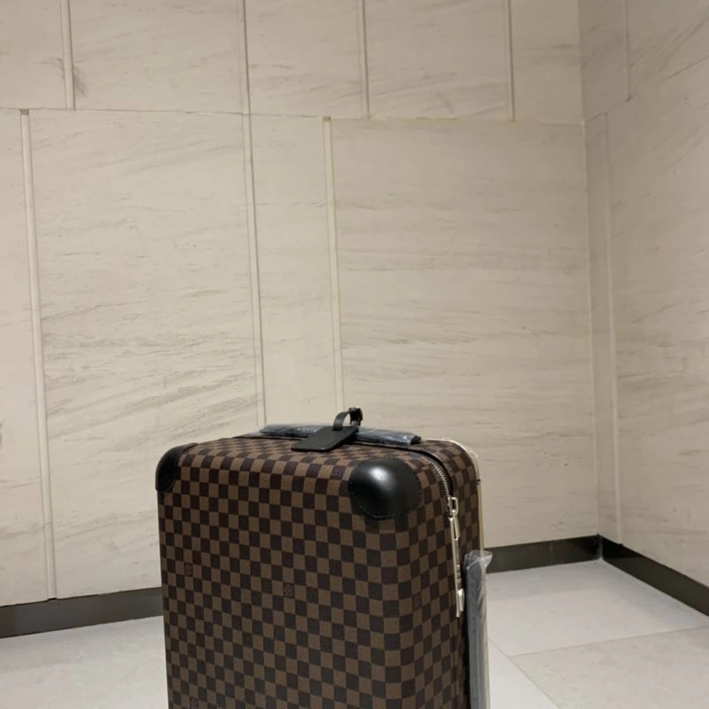 Trendsetting Louis Vuitton Suitcase 65377
