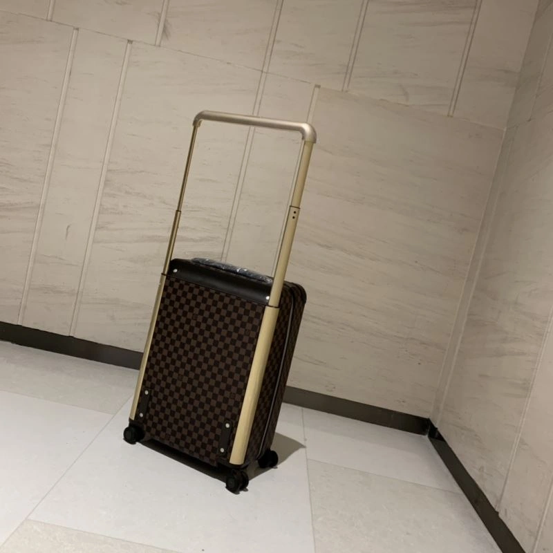 Trendsetting Louis Vuitton Suitcase 65377