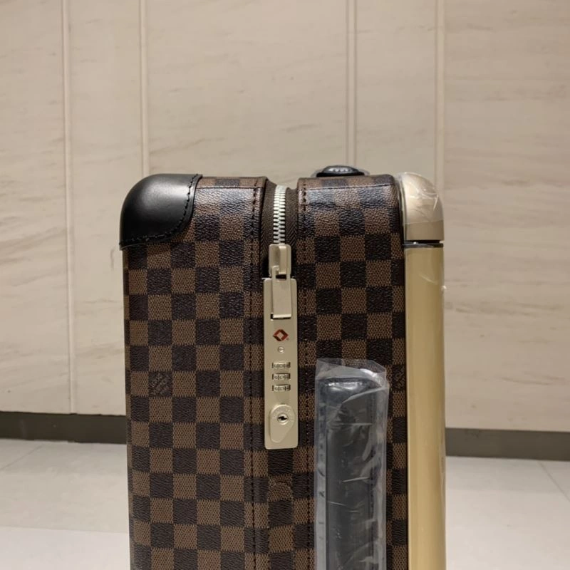 Trendsetting Louis Vuitton Suitcase 65377