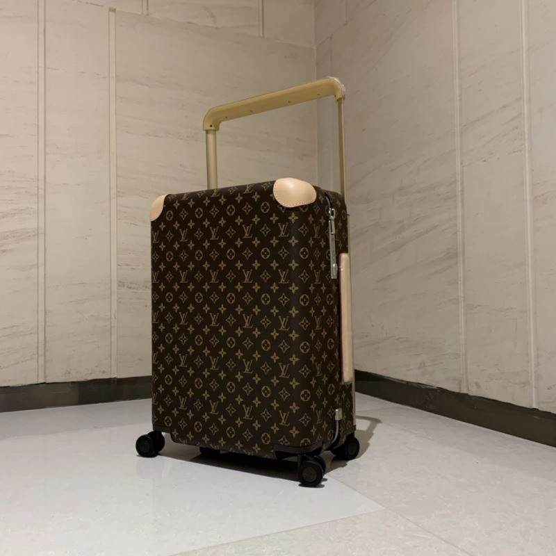 Effortless Louis Vuitton Suitcase 65371