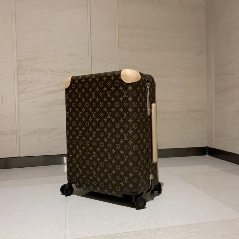Effortless Louis Vuitton Suitcase 65371
