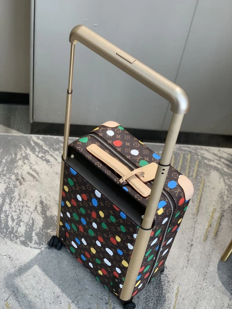 Fashionable Louis Vuitton Suitcase 65369