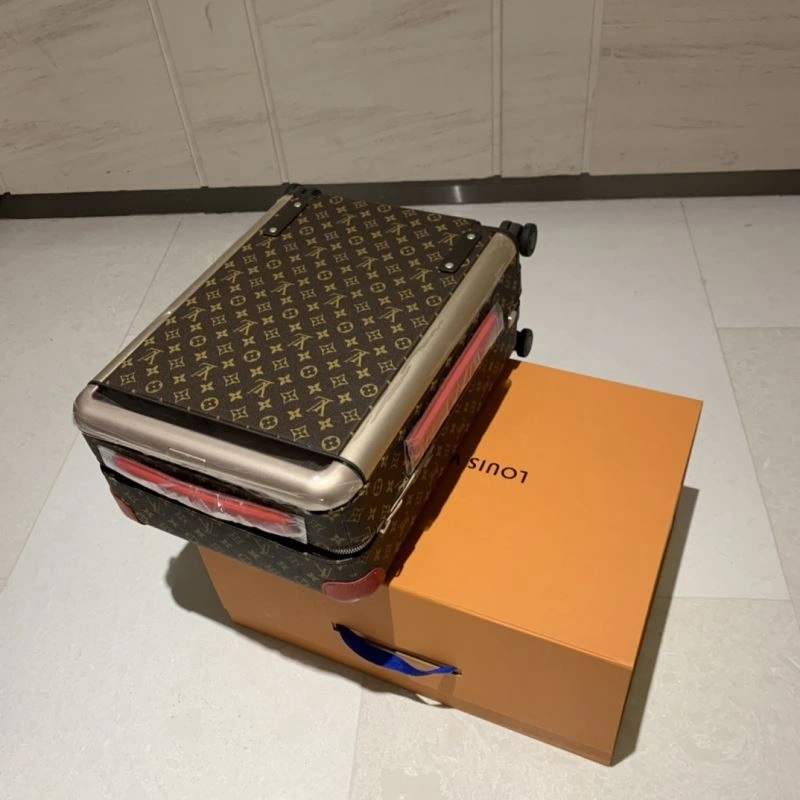MoistureWicking Louis Vuitton Suitcase 65374