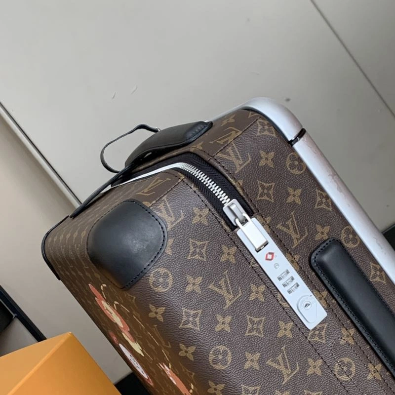 Popular Louis Vuitton Suitcase 65365