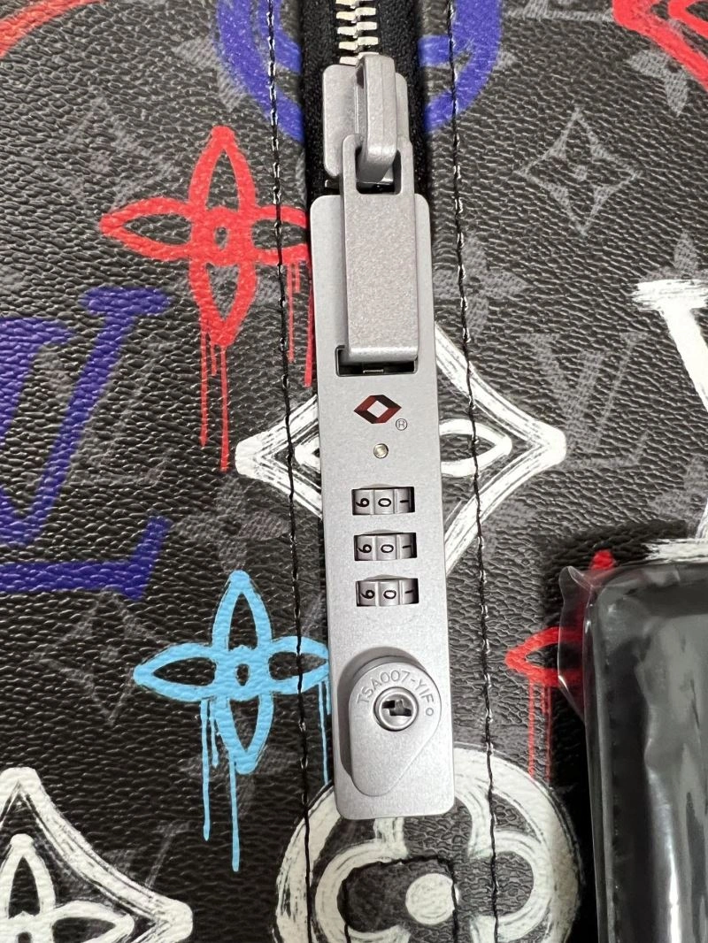 HighPerformance Louis Vuitton Suitcase 65339