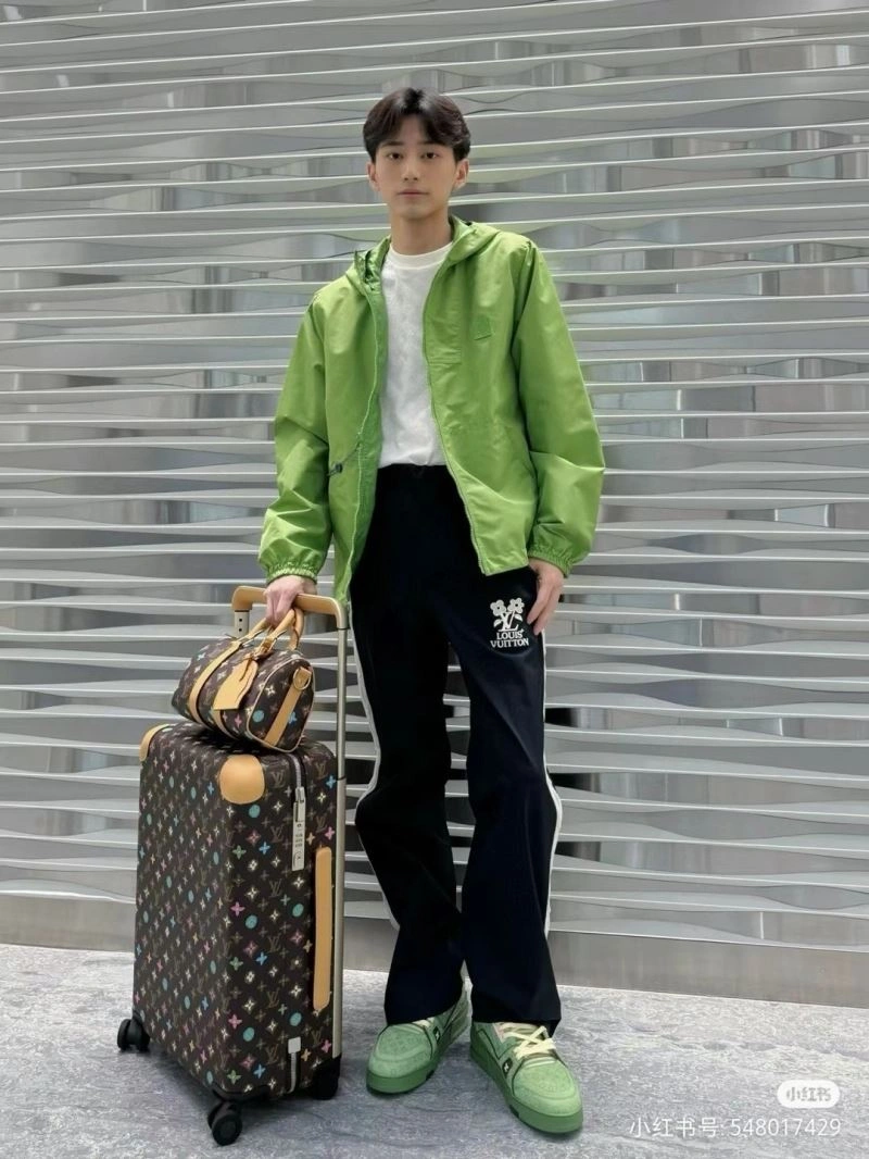 StreetReady Louis Vuitton Suitcase 71514