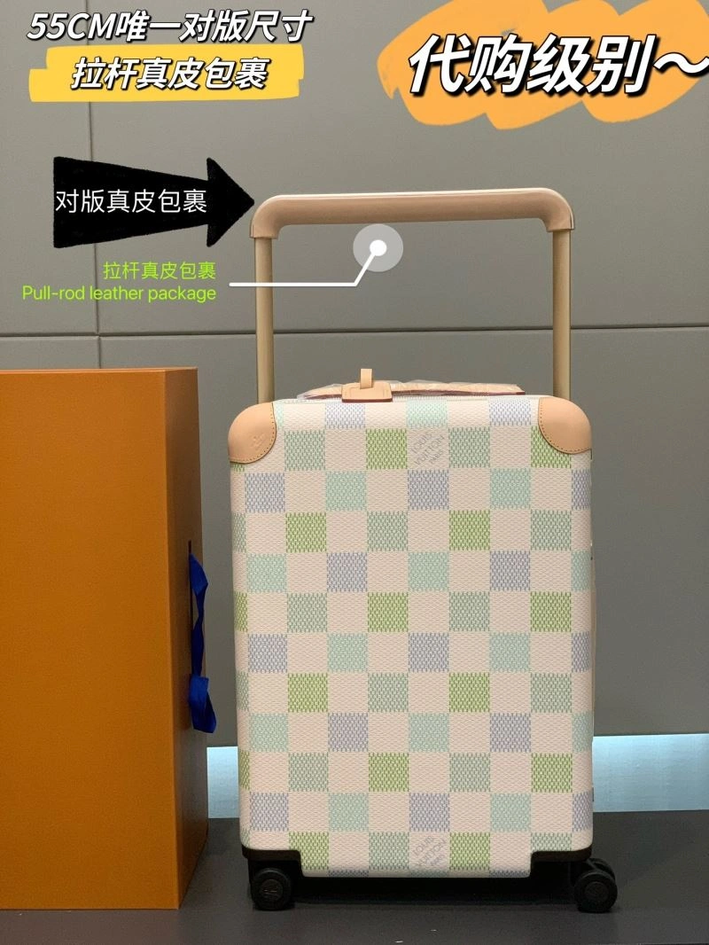 Lightweight Louis Vuitton Suitcase 71513