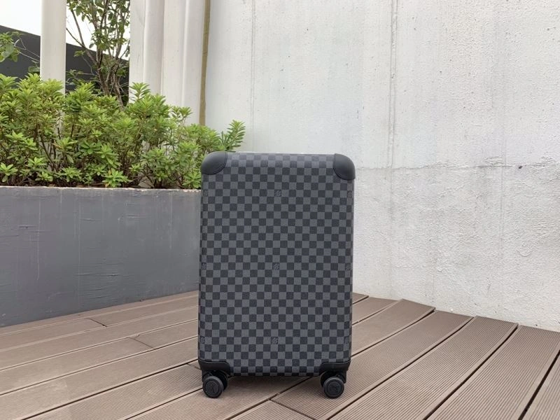 RelaxedFit Louis Vuitton Suitcase 71472