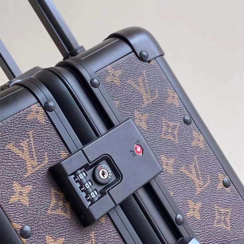Bright Louis Vuitton Suitcase 71455