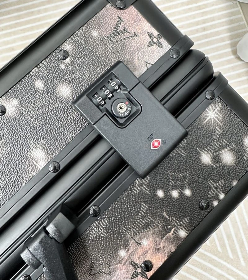 Louis Vuitton Suitcase RelaxedFit 71478
