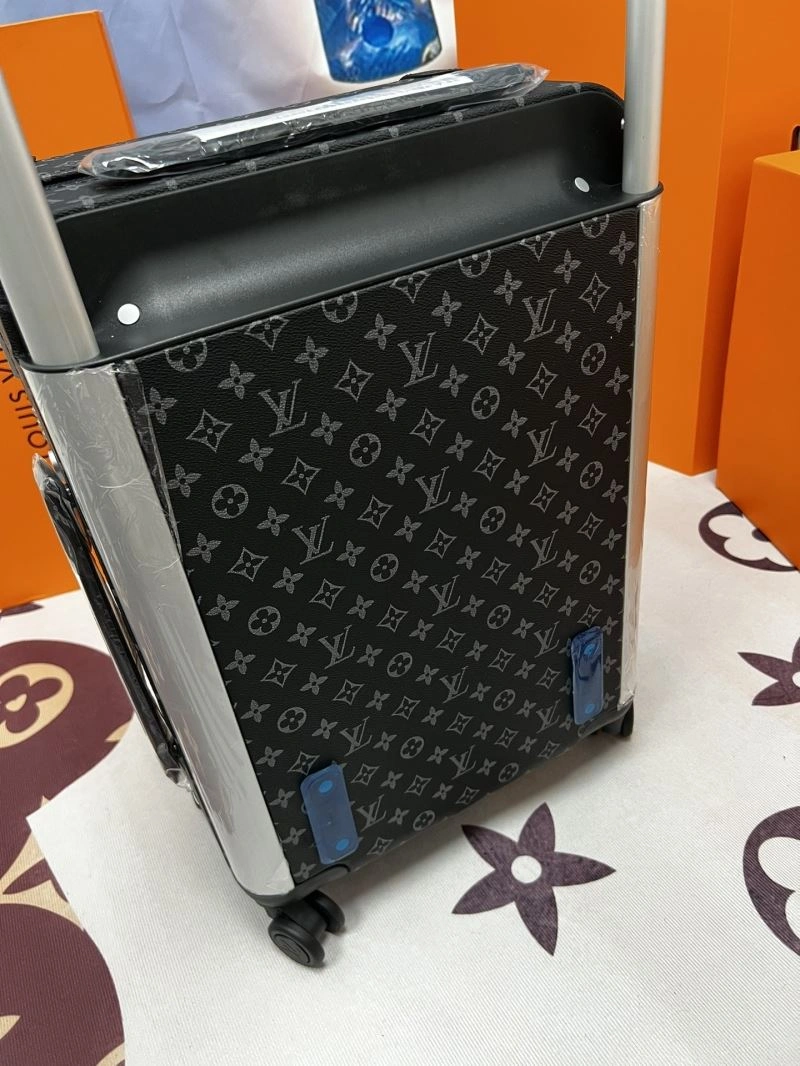Louis Vuitton Suitcase Minimalist 71446
