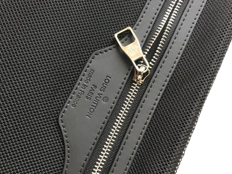 OdorResistant Louis Vuitton Suitcase 71435