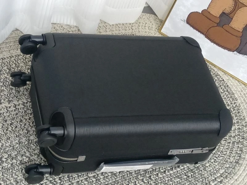 Trendsetting Louis Vuitton Suitcase 71431