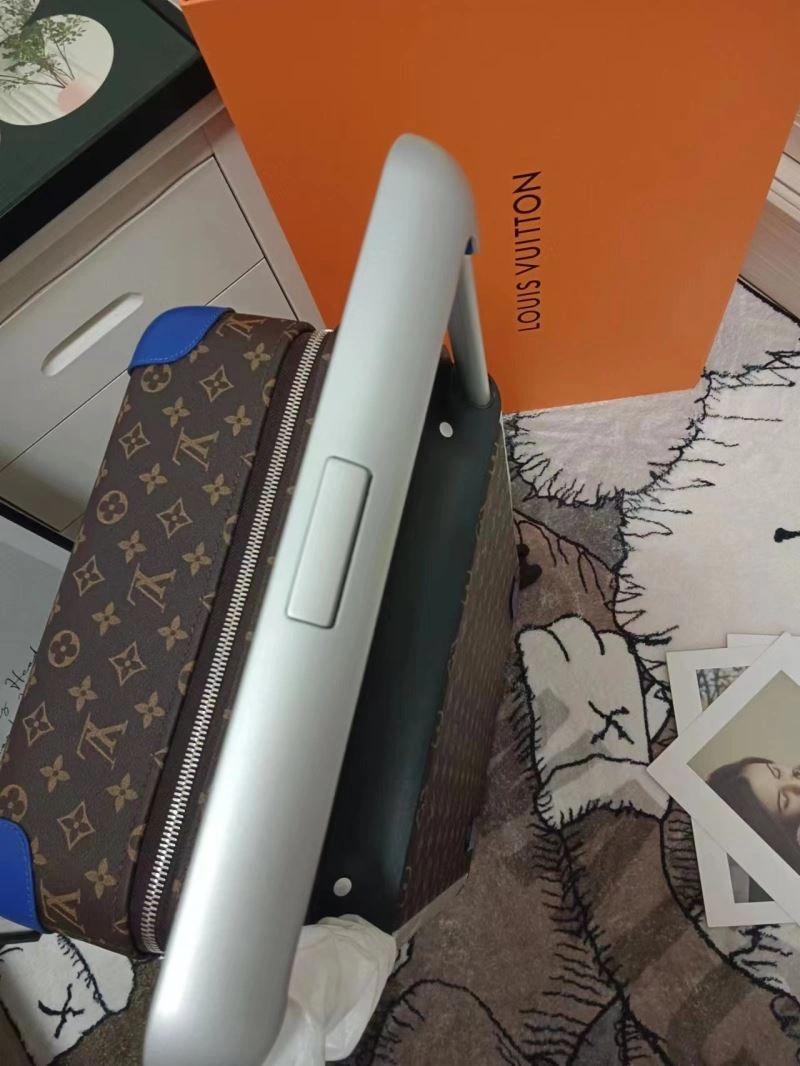 Louis Vuitton Suitcase Practical 71468