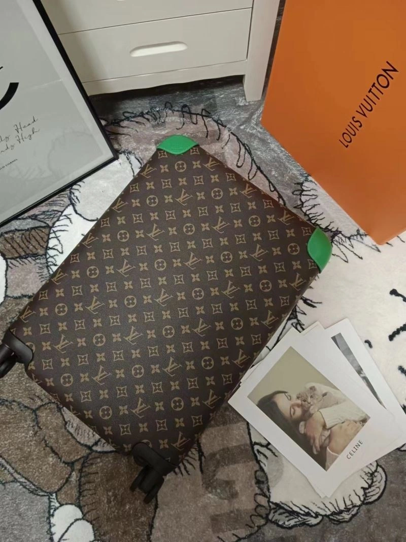 MoistureWicking Louis Vuitton Suitcase 71458
