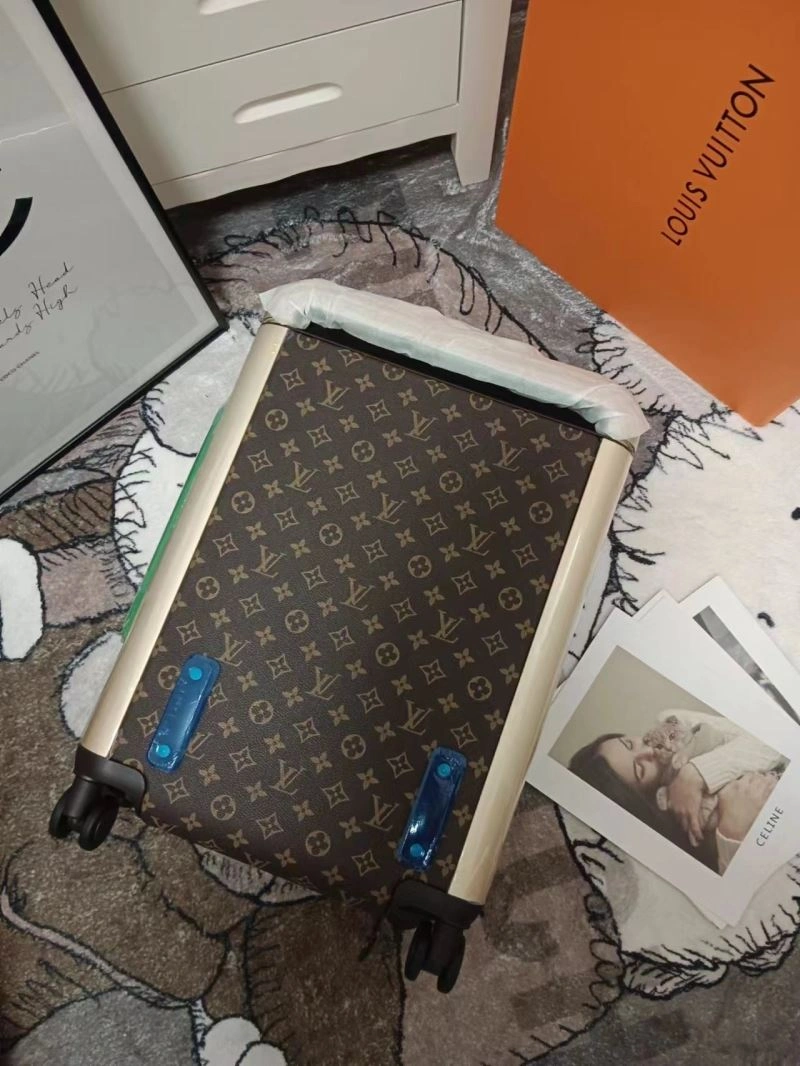 MoistureWicking Louis Vuitton Suitcase 71458