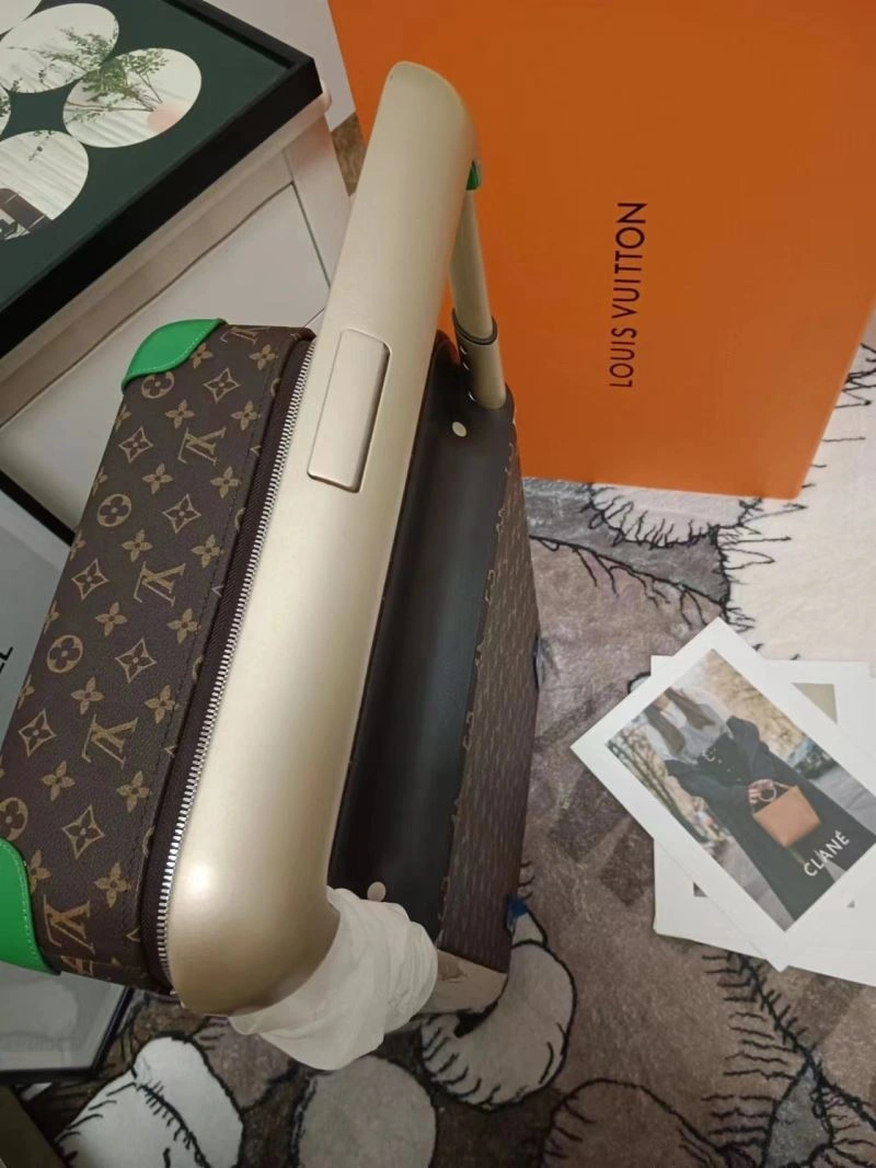 MoistureWicking Louis Vuitton Suitcase 71458