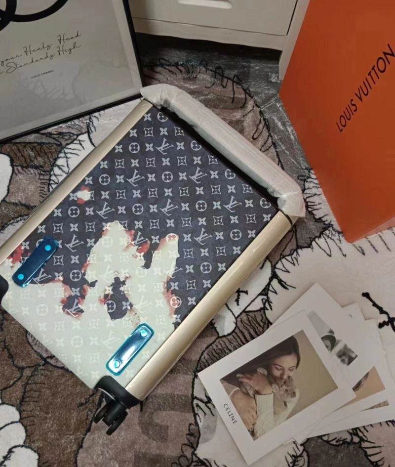 Louis Vuitton Suitcase WellDesigned 71412