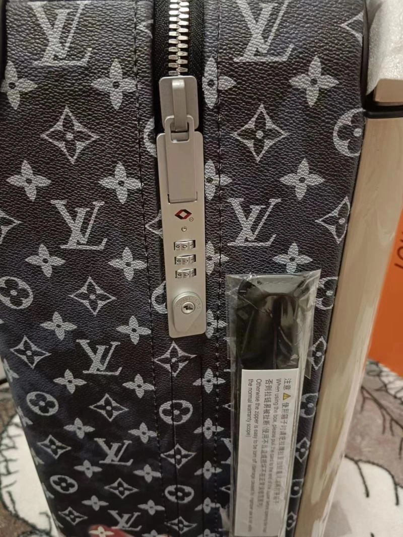 Louis Vuitton Suitcase WellDesigned 71412