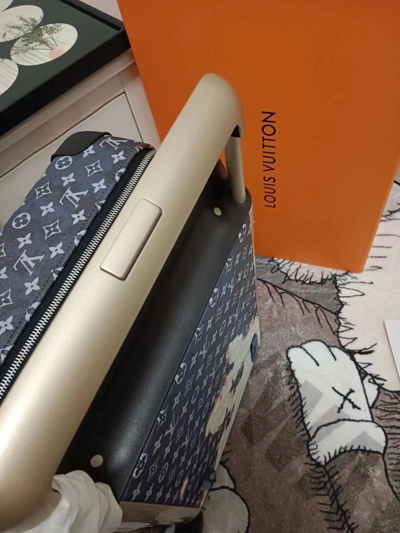 Louis Vuitton Suitcase WellDesigned 71412
