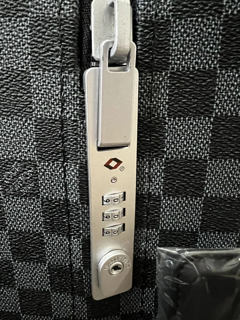 FlexibleFit Louis Vuitton Suitcase 71445