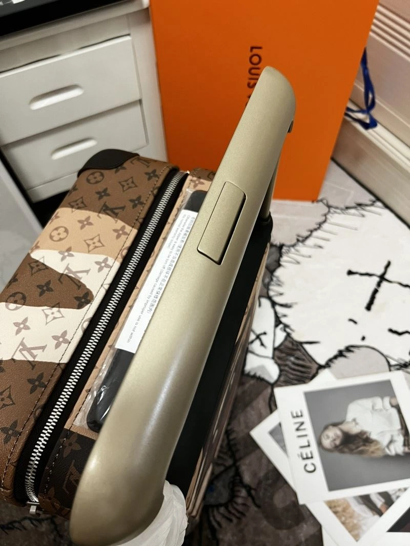 Louis Vuitton Suitcase SoftTouch 71418