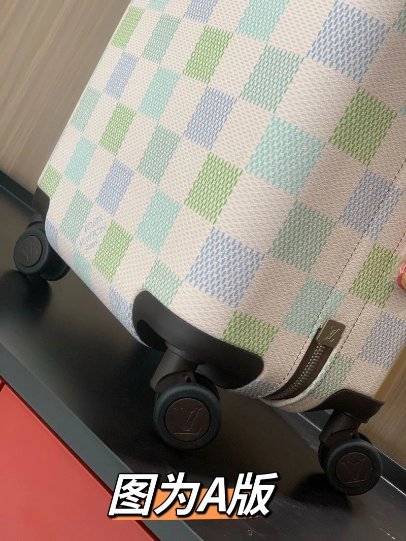 Louis Vuitton Suitcase ZipUp 65337