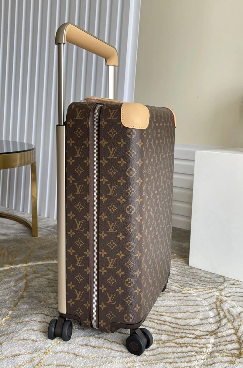 TechFriendly Louis Vuitton Suitcase 65412