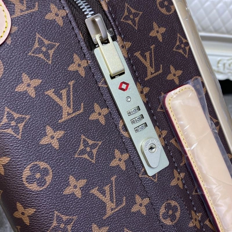 Soft Louis Vuitton Suitcase 65308