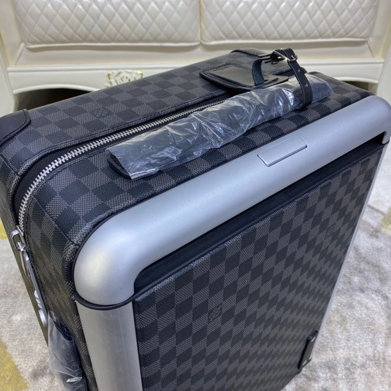 Durable Louis Vuitton Suitcase 65321