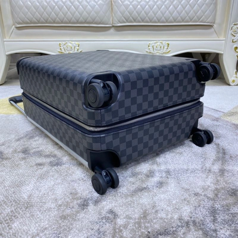Durable Louis Vuitton Suitcase 65321