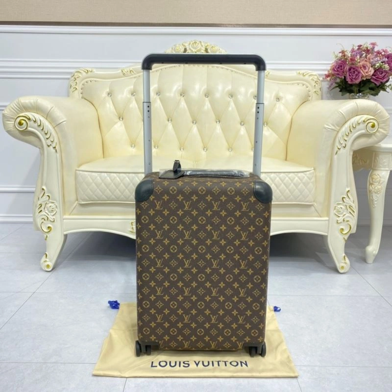 WellDesigned Louis Vuitton Suitcase 65307
