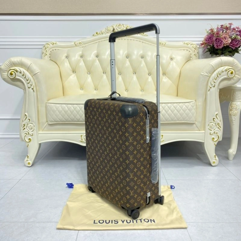 WellDesigned Louis Vuitton Suitcase 65307