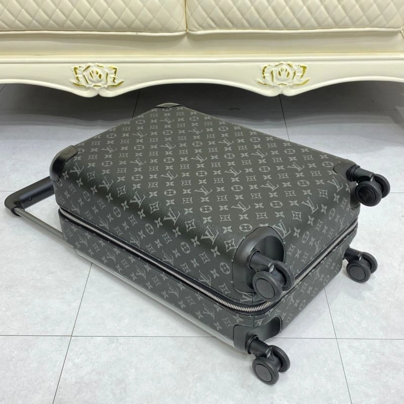 UrbanChic Louis Vuitton Suitcase 65306