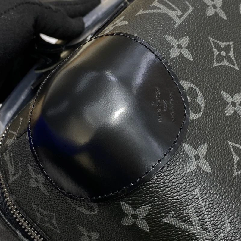UrbanChic Louis Vuitton Suitcase 65306