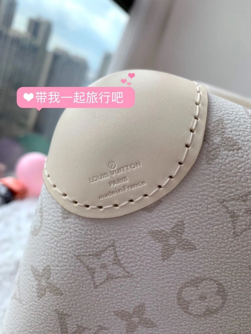 Louis Vuitton Suitcase Chic 65305