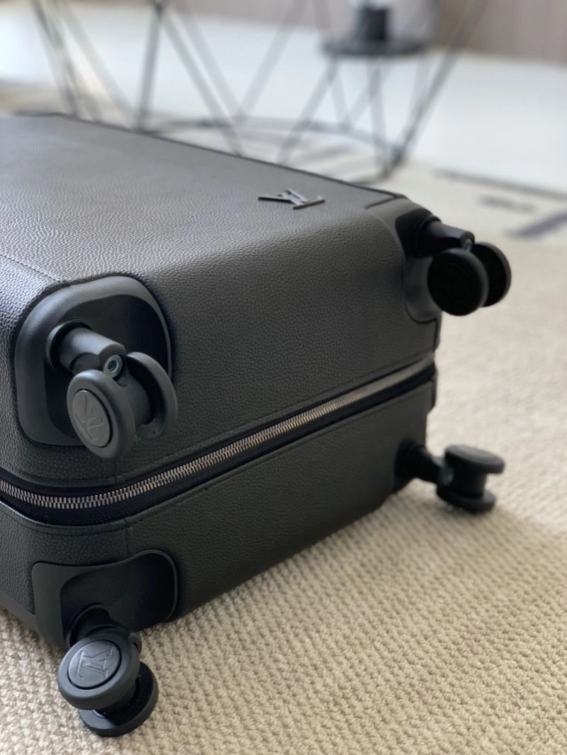 WaterResistant Louis Vuitton Suitcase 65313