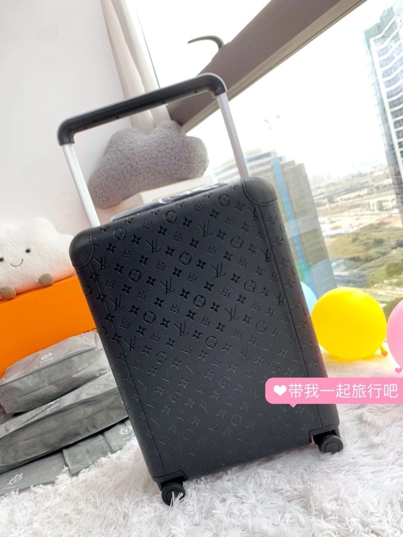Fashionable Louis Vuitton Suitcase 65300
