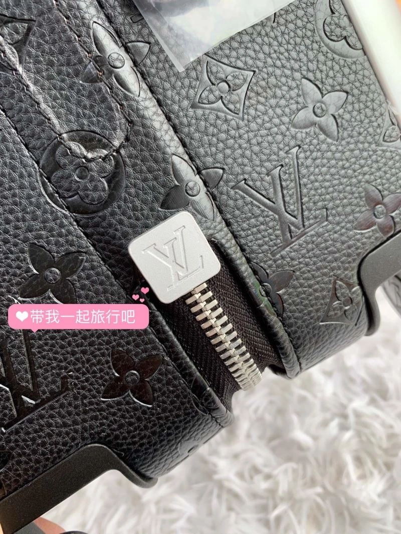 Fashionable Louis Vuitton Suitcase 65300