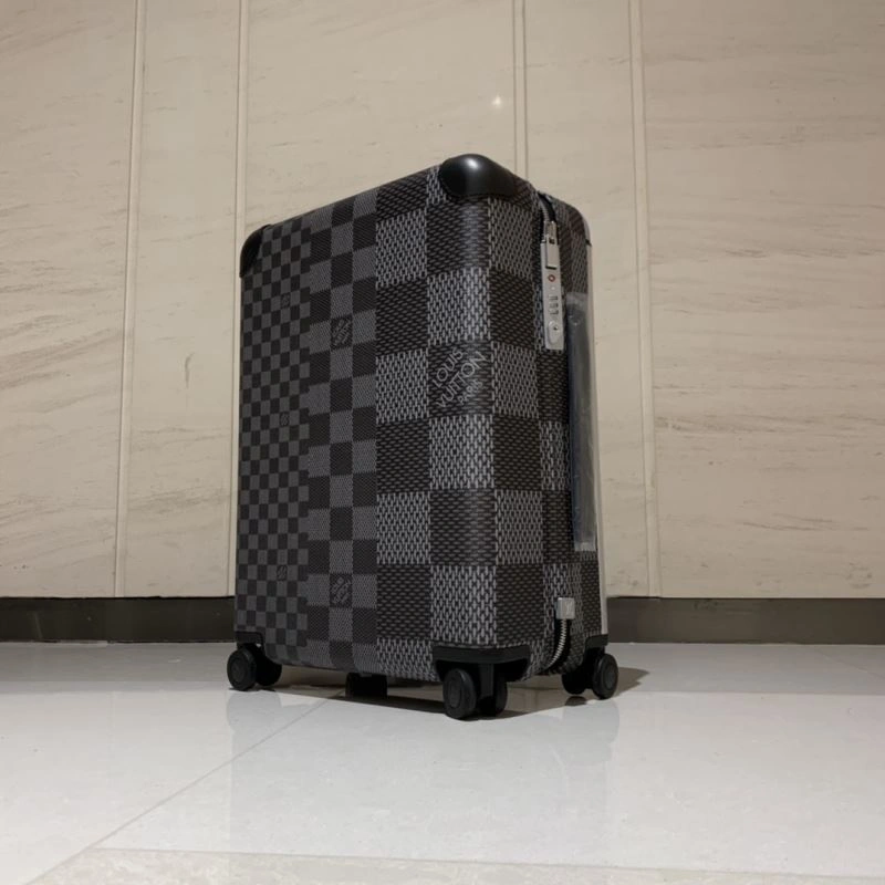 Bold Louis Vuitton Suitcase 65295