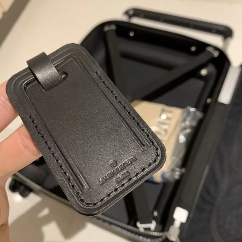 Bold Louis Vuitton Suitcase 65295
