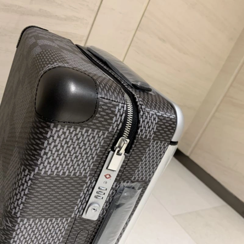 Bold Louis Vuitton Suitcase 65295