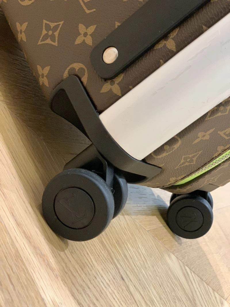 Louis Vuitton Suitcase SmoothTexture 65274