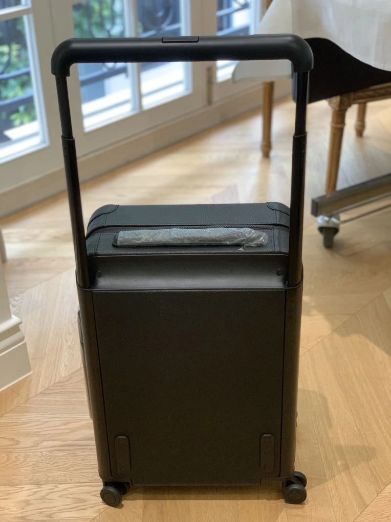 Sophisticated Louis Vuitton Suitcase 65268