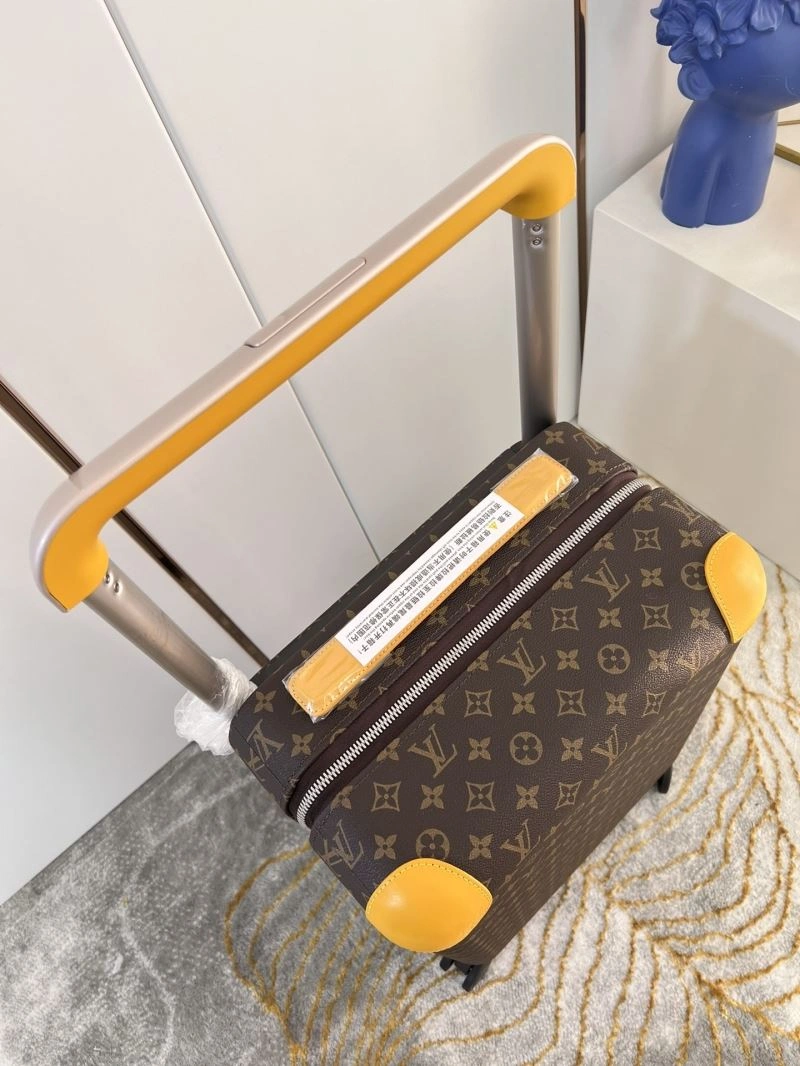 Lightweight Louis Vuitton Suitcase 65269