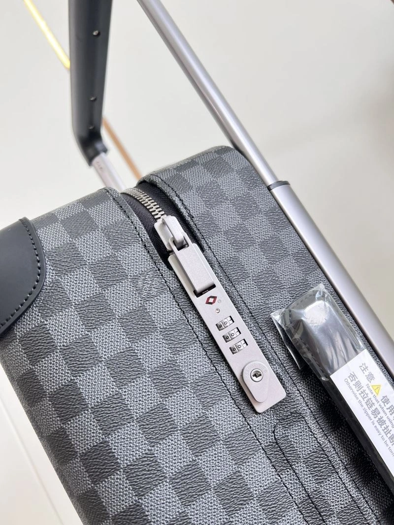 Louis Vuitton Suitcase Cozy 65236