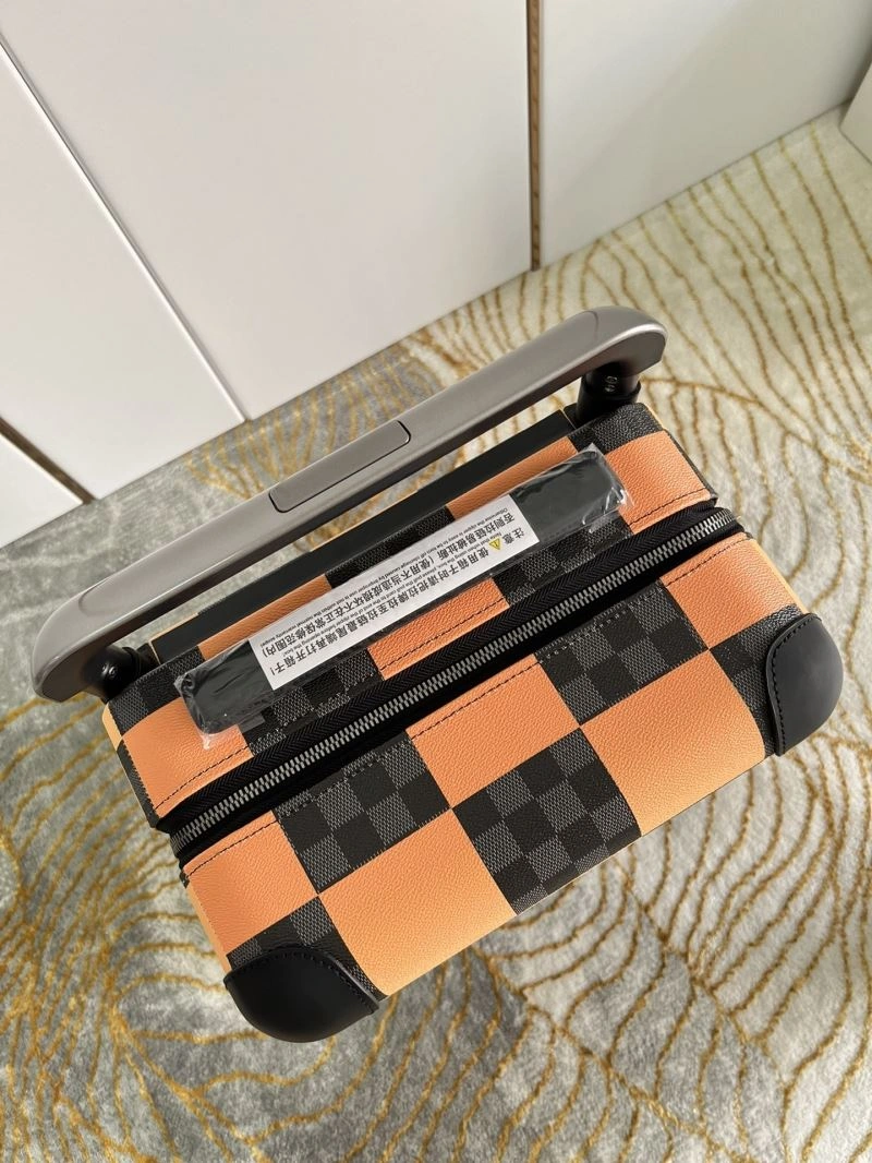 Stretchable Louis Vuitton Suitcase 65217