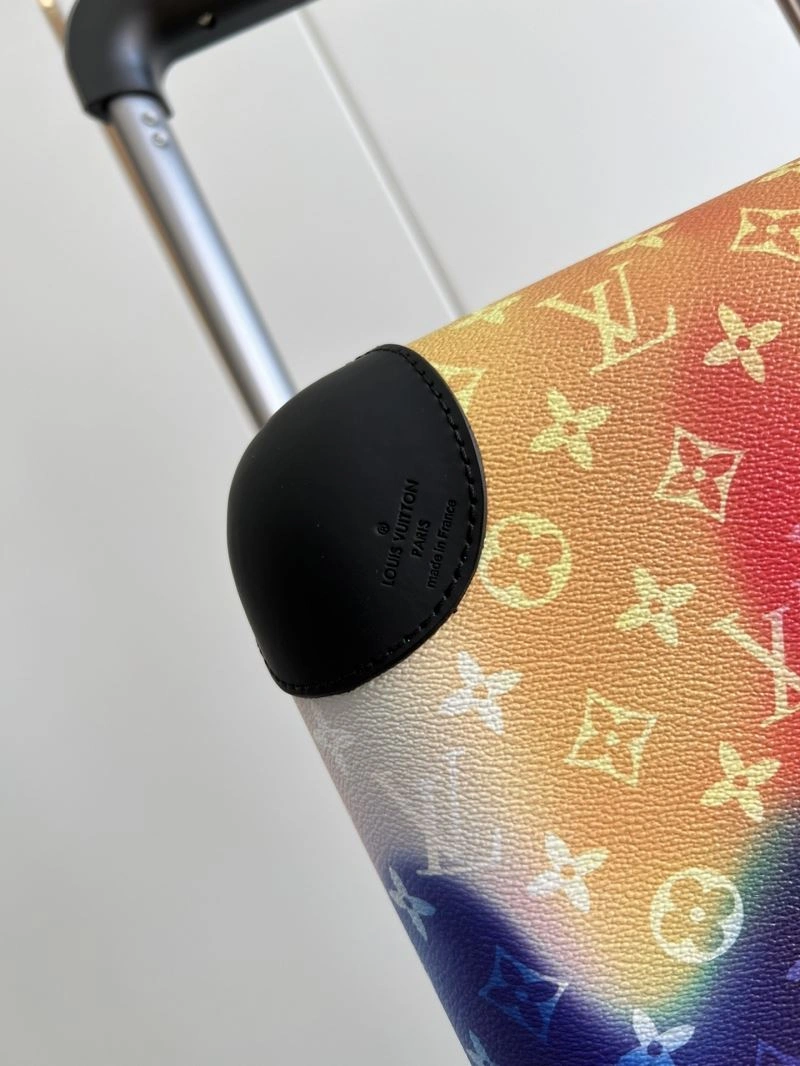 Flexible Louis Vuitton Suitcase 65209