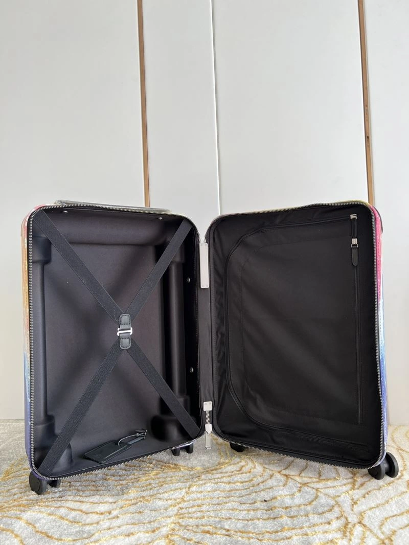 Flexible Louis Vuitton Suitcase 65209