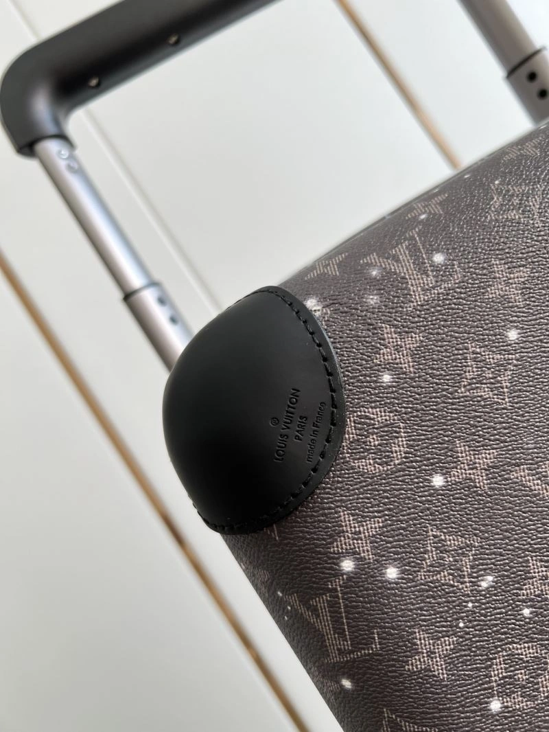 Louis Vuitton Suitcase Lightweight 65208